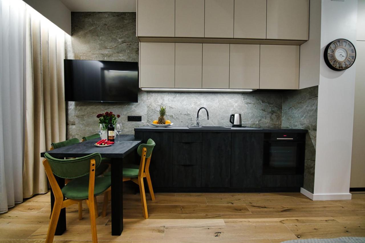 Good Rest In 52 Apartment Затор Екстериор снимка
